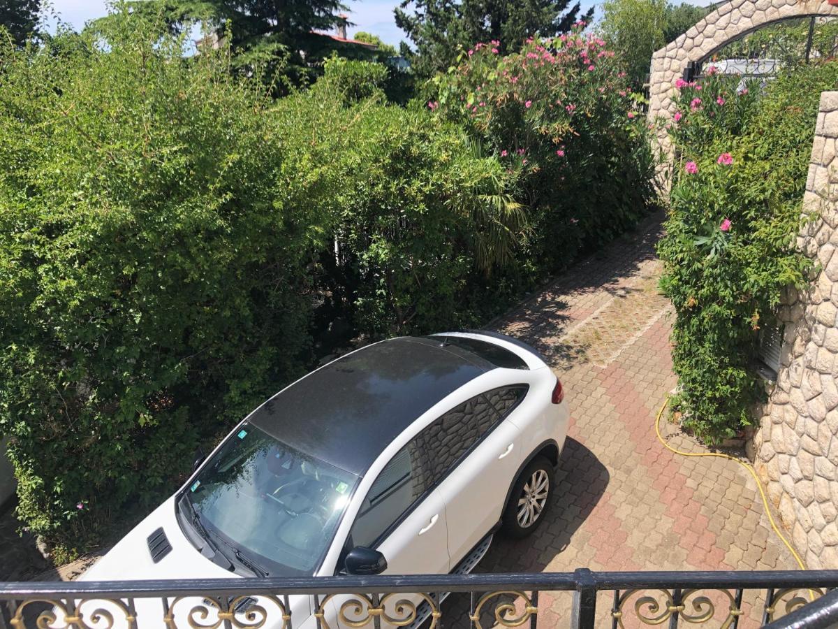La Villa - Beach House & Rooms Crikvenica Exterior photo